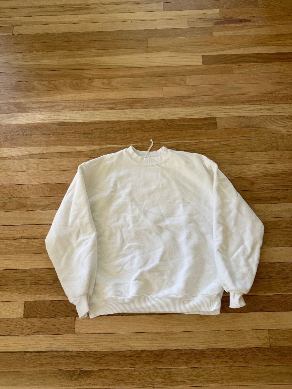Are you am I white crewneck